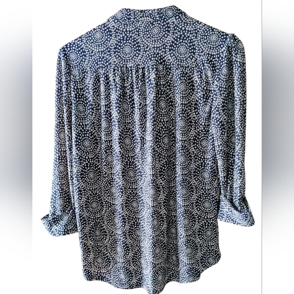 Ava & Grace Navy with Tan Dots 3/4 button down Blouse Sz PS - Picture 2 of 4